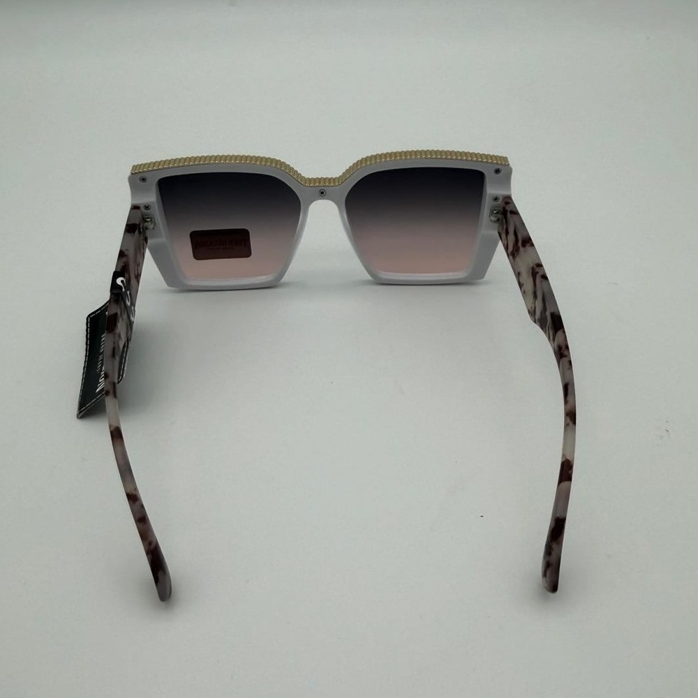 True Religion Oversized‎ Square Sunglasses – White & Marble Frame - Picture 8 of 12